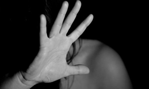 17 MÄRKI MÜRGISEST SUHTEST 17 MÄRKI MÜRGISEST SUHTEST