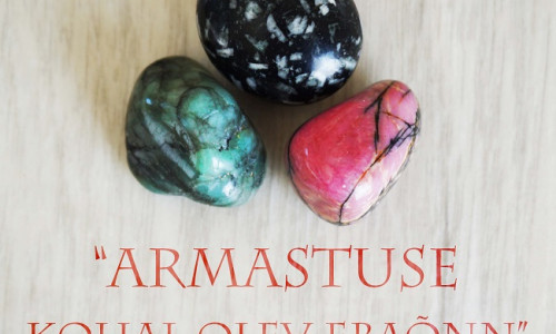 ARMASTUSE KOHAL OLEV EBAÕNN - KRISTALLIDE KOMPLEKT