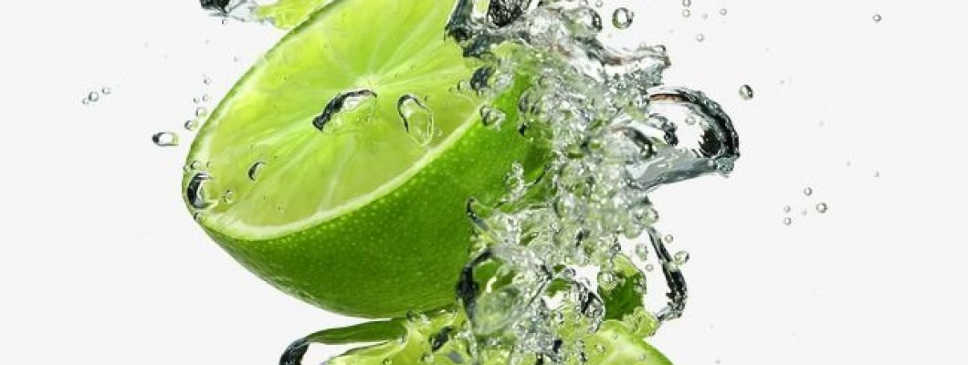 LIME WATER - 6 REASONS TO DRINK IT LIME WATER - 6 REASONS TO DRINK IT