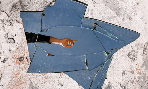 KLAASIKILLUD - SÕNUM UNIVERSUMILT KLAASIKILLUD - SÕNUM UNIVERSUMILT