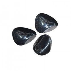 MAGNETIIT poleeritud