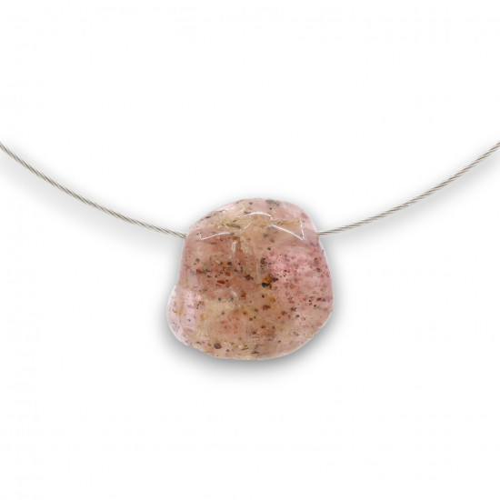 Hiuliit auguga – armastus ja elujõu sümbol, Sri Lanka haruldane kristall