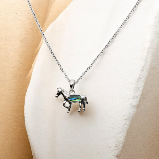 Pärlikarp kaelakett hobusega metallripats naiselik energia