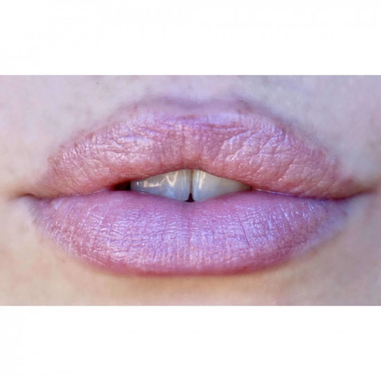AXIOLOGY huulepulk INTRINSIC BEAUTY PRODUCTS AXIOLOGY huulepulk INTRINSIC BEAUTY PRODUCTS