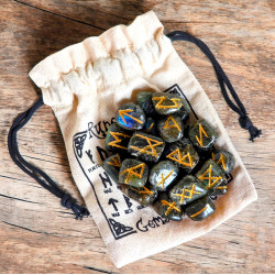 LABRADORIIT ruunikomplekt  LABRADORIIT ruunikomplekt