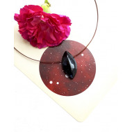 MUST TURMALIIN auguga leht MUST TURMALIIN auguga leht