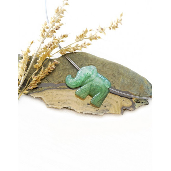 GREEN AVENTURINE with a hole elephant GREEN AVENTURINE with a hole elephant