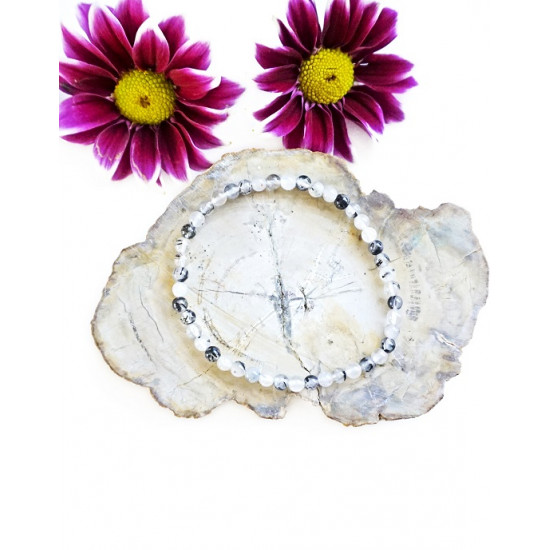 TURMALIINSULETISTEGA KVARTS käekett (pärl 4 mm)  TURMALIINSULETISTEGA KVARTS käekett (pärl 4 mm)